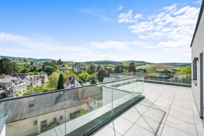 Exklusive Erstbezug-Wohnung mit Traumterrassen und Panoramablick ins Grüne