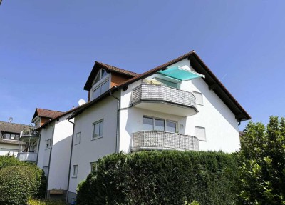 Attraktive 3-Zimmer-Wohnung mit Außenstellplatz in ruhiger Lage von Nieder-Eschbach