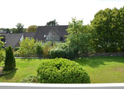Renovierte, zentral gelegene 3-Zimmer-Wohnung mit Loggia und optionalem Tiefgaragenstellplatz