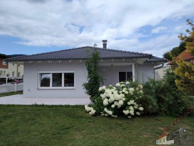 Neuer Preis! _Familientraum – barrierefreier Bungalow mit kleinem Garten wartet auf Sie! ca. 45min nach Wien!