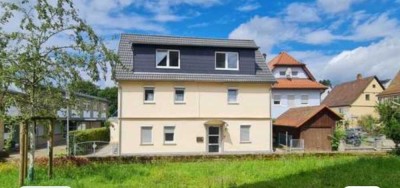 1000 € - 92 m² - 4.0 Zi.
