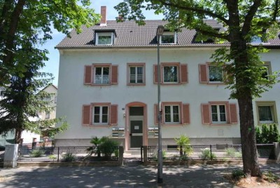 Charmante 3-Zimmerwohnung mit Loggia und Gartennutzung in Mannheim Käfertal