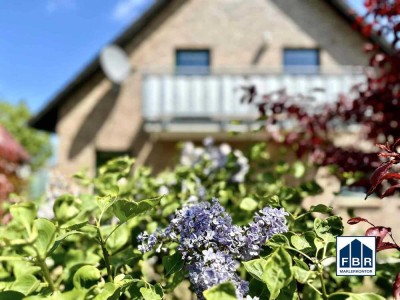 Gelegenheit: Schmuckes Eigenheim mit Ferienwohnung - ca. 500 Meter vom Ostseestrand