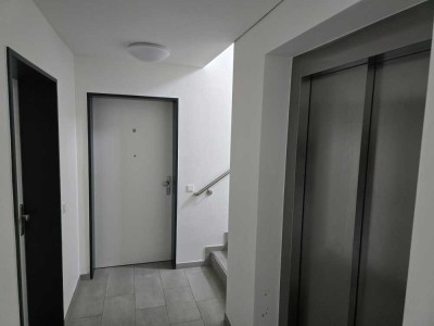 Provisionsfreie neuwertige 3,5 -Zimmer Eigentumswohnung –  barrierearm & energieeffizient (KfW 55)