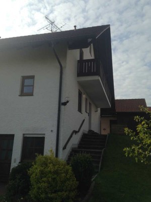 Modernisierte 1-Raum-Wohnung in Zolling