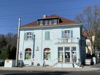 Gemütliche, frisch renovierte 2 Zimmer Dachgeschoss-Wohnung auf dem Weißen Hirsch