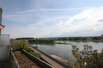 Moderne Maisonette Wohnung direkt an der Rheinpromenade