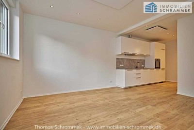 ZWISCHEN SEILERSEE UND ZENTRUM - WOHNEN WIE IM EIGENEN HAUS VOLLSTÄNDIG MODERNISIERT MIT EINBAUKÜCHE