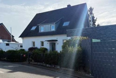 Einfamilienhaus mit der Option zum Zweifamilienhaus
