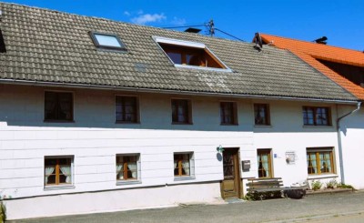 Klein und Mein - Historisches Reihenmittelhaus mit vielfältigen Nutzungsmöglichkeiten in Dorflage