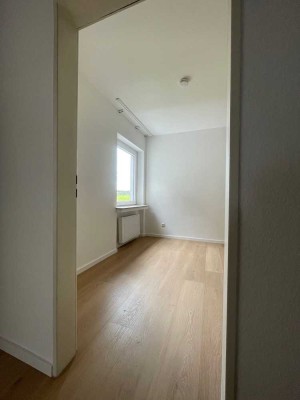Renovierte Dreizimmerwohnung mit schönem Ausblick