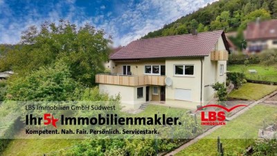 Gepflegtes Eigenheim mit großem Garten und weiteren Bauplätzen