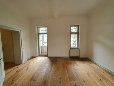 Helle 2-Zimmer-Wohnung im 2. OG mit Balkon in Weimar Westvorstadt