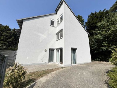 KL - Morlautern, DHH mit 6 ZKB, Gäste WC, Stellplatz, Garten, EBK