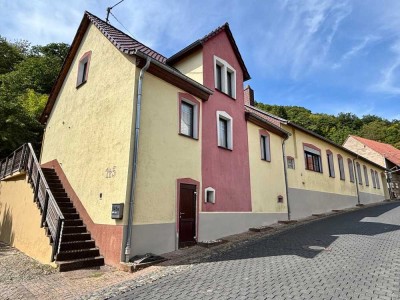 Renditeobjekt mit drei Wohneinheiten in Raumbach