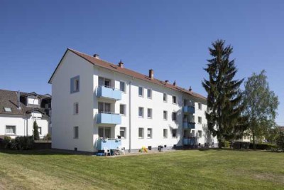 Hier wird frisch für Sie saniert! Geräumige 4-Zimmer-Wohnung