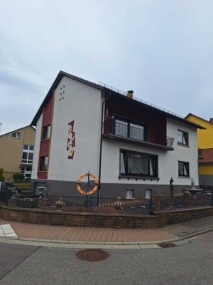 Exclusives Einfamilienwohnhaus an Sie zu verkaufen!