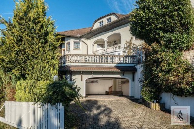 VILLA MIT EINLIEGERWOHNUNG / ALPENBLICK &amp;WINTERGARTEN / POOL / SAUNA / GARTEN