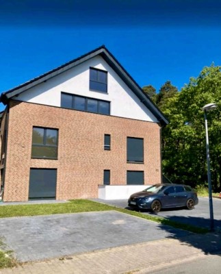 Stilvolle 2-Zimmer-Erdgeschosswohnung mit geh. Innenausstattung mit EBK in Schloß Holte-Stukenbrock