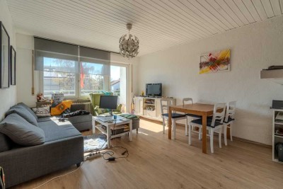 Traumhafte 2-Zi Wohnung mit sonnigen Balkon, schönem Garten & Stellplatz in beliebter Lage