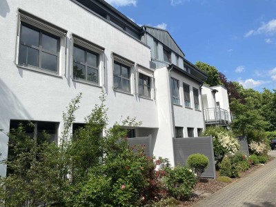 Celle-Breite Str.: Exzellente 2 Zimmer Wohnung im EG mit EBK & Terrasse - ALLES AUSSER GEWÖHNLICH!