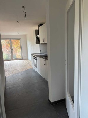 *Neubau/Erstbezug: Stilvolle 2-Zimmer-Wohnung in Tutzing-Kampberg*