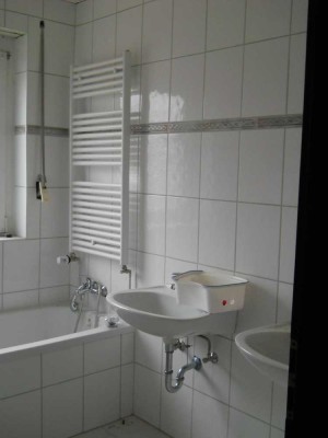 Geräumige 5-Zimmer-Wohnung mit Balkon in Celle