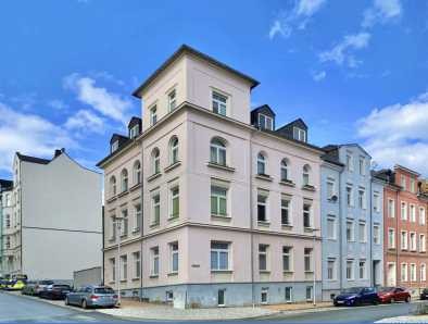 Helle 2-Zimmer-WE mit Balkon, Einbauküche & Tageslichtbad