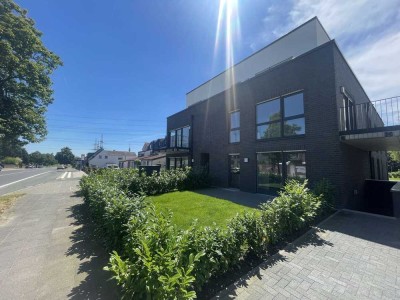 Großzügiges Apartment mit Einbauküche, Balkon und Stellplatz