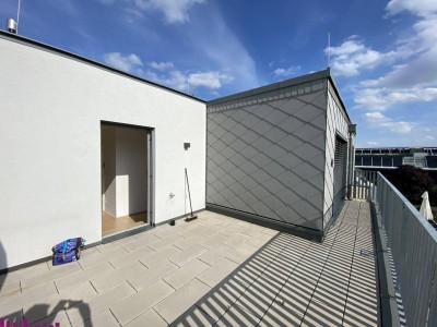 Großzügige 2 Zimmer mir riesiger Terrasse - hell und modern - super Lage!