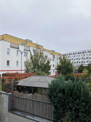 Exklusive Dachgeschosswohnung mit über 100 m² Wohnfläche in ruhiger Wohnlage – Pankow