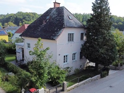 Charmantes Einfamilienhaus mit Potential in guter Stadtlage von Amstetten