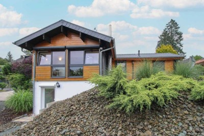 Rückzugsort am Waldrand – Wohnen, wo andere Urlaub machen