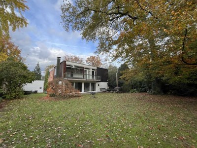 Atelierhaus mit parkähnlichem Garten in Refrath - von Privat