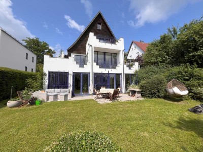 Exklusive 3-Zimmer Wohnung mit Garten und Stellplatz in bester Ortsrandlage von Stuttgart!