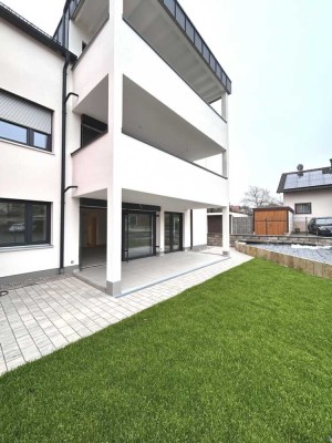 7151 - Neubau: Traumhafte 4-Zimmerwohnung mit Terrasse, Garten u. 2 Stellplätzen!