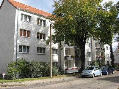 Familienwohnen- hell- ruhige Lage- H.-Heine Straße 47 Naumburg (Saale)