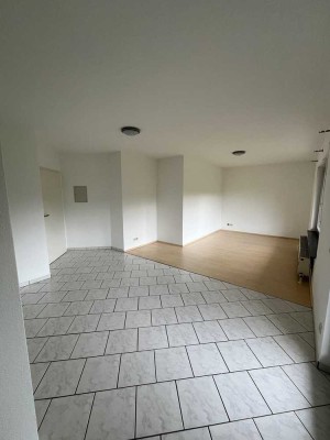 *Privatvermietung* gemütliche 1-Zimmer- Whg. mit EBK, Terrasse und Blick ins Grüne