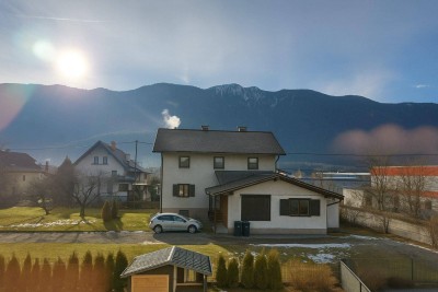 Geräumige 4-Zimmer-Wohnung im ersten Stock mit Loggia in Spittal an der Drau – Ihr neues Zuhause!
