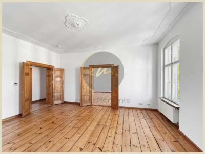 Bezugsfrei: Gefragte Lage, Balkon mit Aus- und Weitblick, attraktiver Altbau...