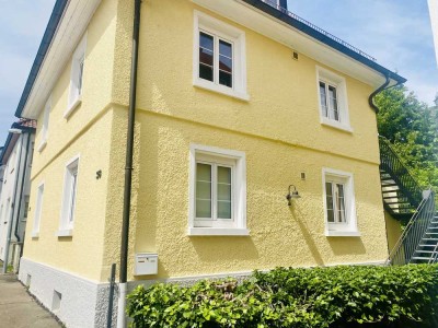 Charmante 3 Zimmer Wohnung in schöner Stadtvilla mit großem Garten und eigenem Hauseingang