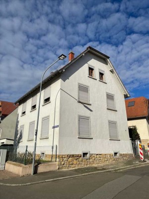 MFH mit 3 Einheiten im Zentrum von Alzey (sanierungsbedürftig)