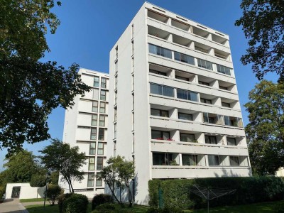 Gepflegte 2 Zimmer Wohnung mit West-Balkon zu vermieten