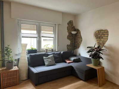 Zweizimmer-Wohnung Hochparterre 3-Parteienhaus im Zentrum Walldorfs