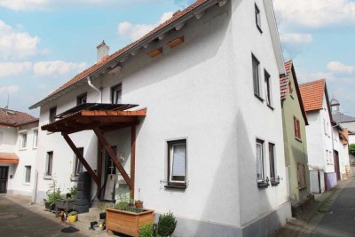 Zwei Häuser, ein Preis – und jede Menge Möglichkeiten!