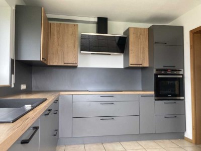 Attraktive, lichtdurchflutete EG-Wohnung in zentraler, ruhigen Lage von Sulgen zu vermieten