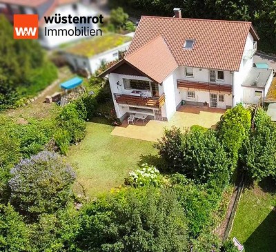 Großzügiges Anwesen mit herrlichem Weitblick über Bammental