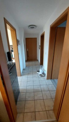 Schöne ruhig gelegene 3½ Zimmer Dachgeschoßwohnung Nähe Landwehr zu vermieten.