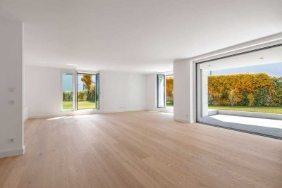 Erstbezug in Stadtvilla: Familiengerechte 4-Zimmer-Wohnung mit Gartenparadies