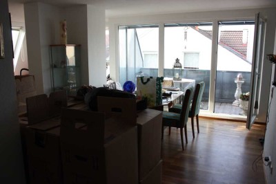 Sehr ruhige und doch zentrale Lage in Bad Cannstatt, 3 Zimmer, Bad, separates WC, Terrasse